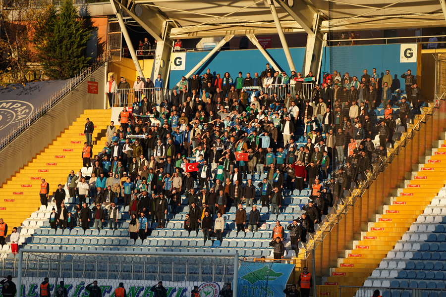 Rizespor-Kasımpaşa maçı fotoğrafları