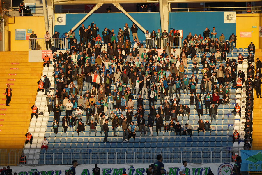 Rizespor-Kasımpaşa maçı fotoğrafları