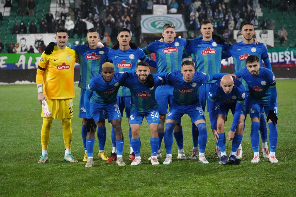 Rizespor-Adana Demirspor maçı fotoğrafları