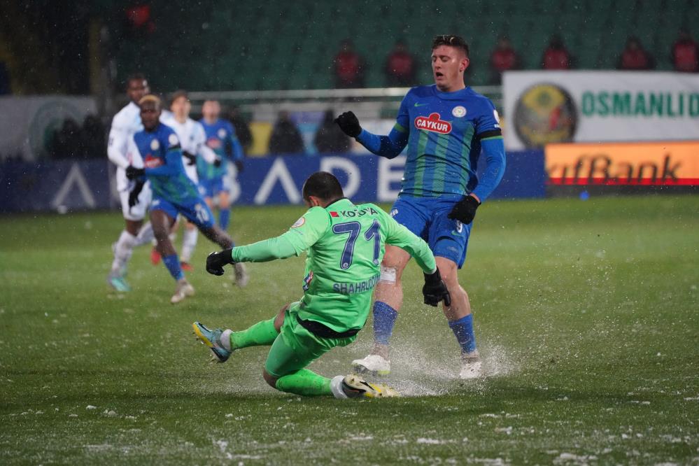 Rizespor-Adana Demirspor maçı fotoğrafları