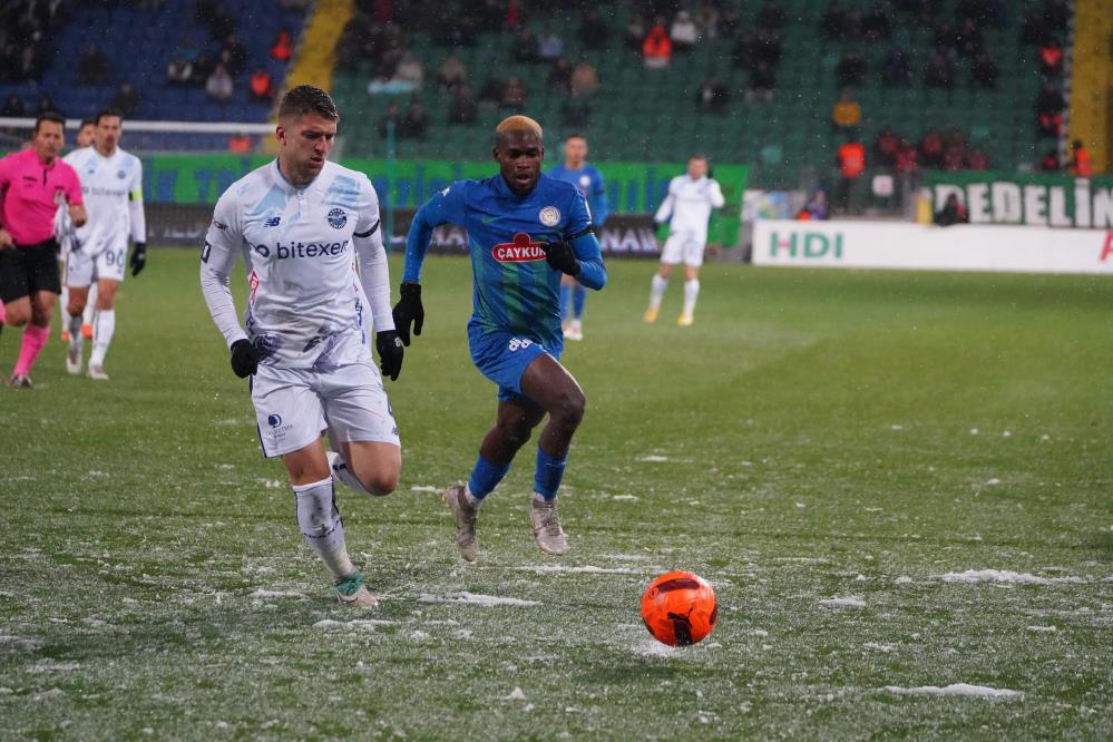 Rizespor-Adana Demirspor maçı fotoğrafları