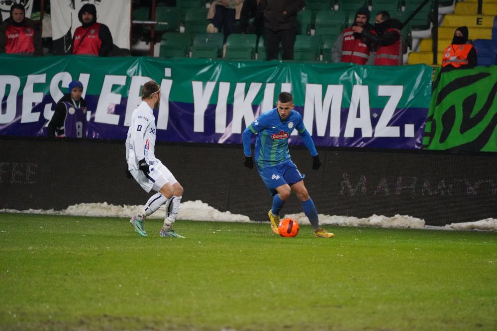 Rizespor-Adana Demirspor maçı fotoğrafları