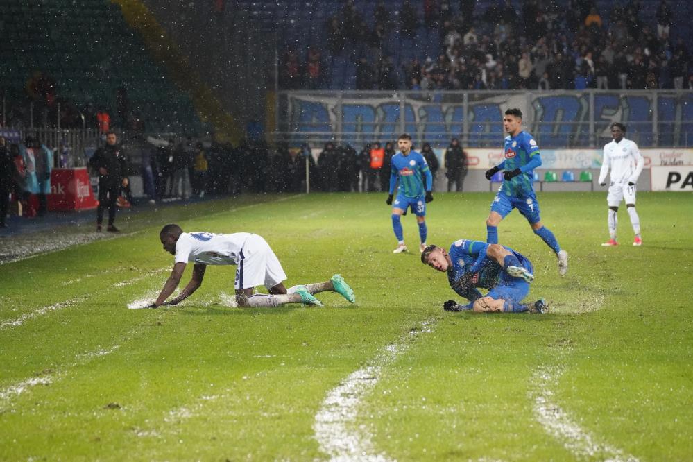 Rizespor-Adana Demirspor maçı fotoğrafları