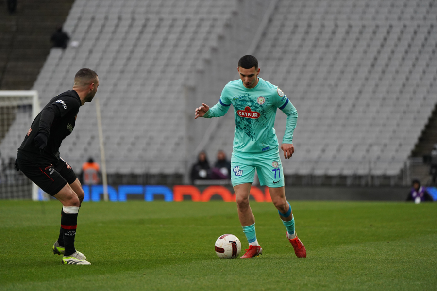 Fatih Karagümrük-Rizespor maçı fotoğrafları