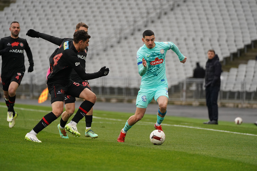 Fatih Karagümrük-Rizespor maçı fotoğrafları