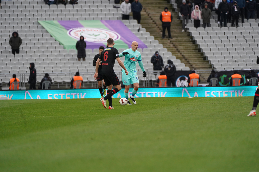 Fatih Karagümrük-Rizespor maçı fotoğrafları