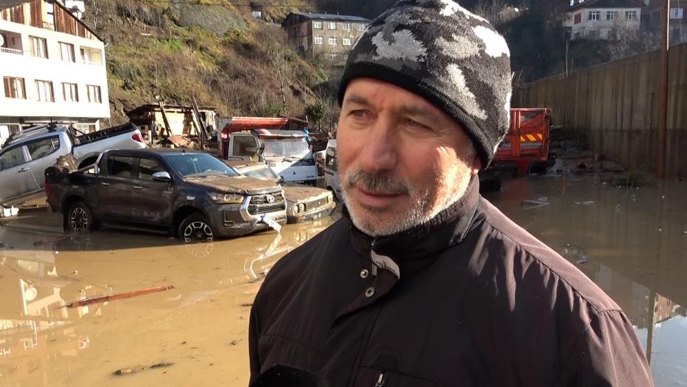 Artvin’de şiddetli yağışlar su taşkınlarına ve heyelanlara neden oldu