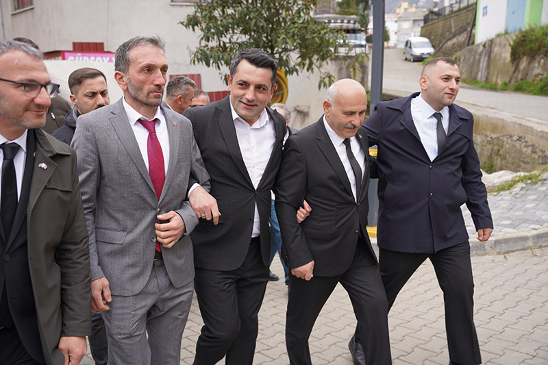 MHP Derepazarı'nda boy gösterdi