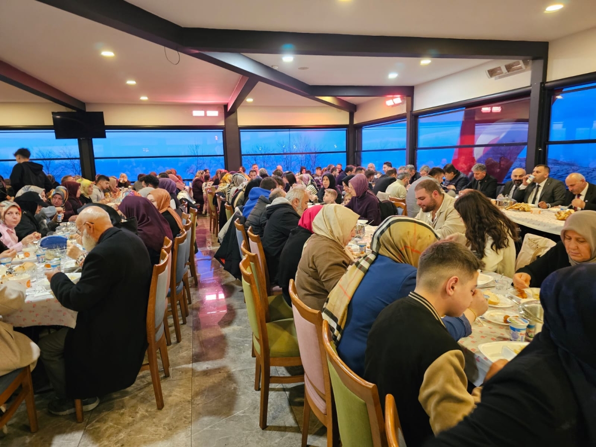 Derepazarı'nda MHP'nin iftarına yoğun ilgi