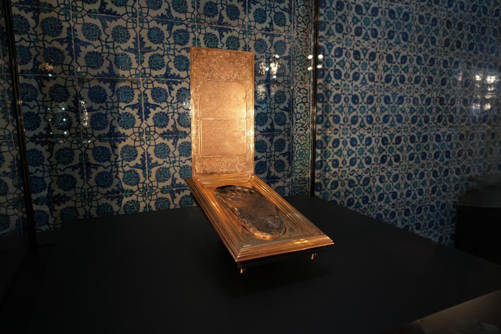 Mukaddes Emanetlere yoğun ilgi