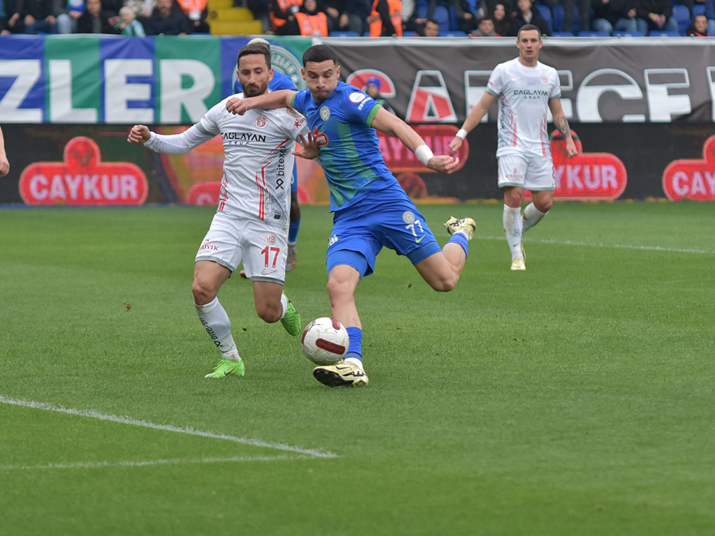 Rizespor - Antalyaspor maçı