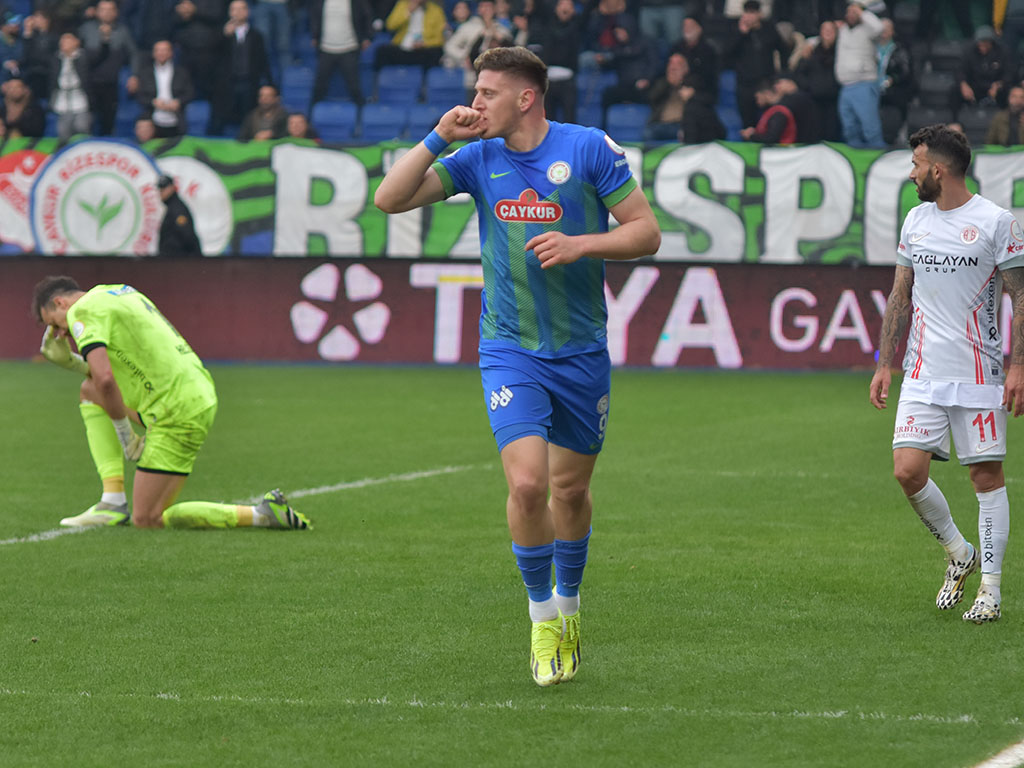 Rizespor - Antalyaspor maçı