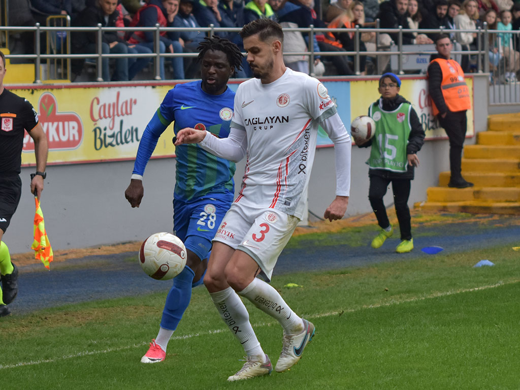 Rizespor - Antalyaspor maçı