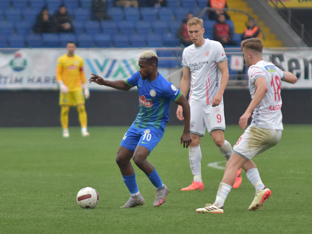 Rizespor - Antalyaspor maçı