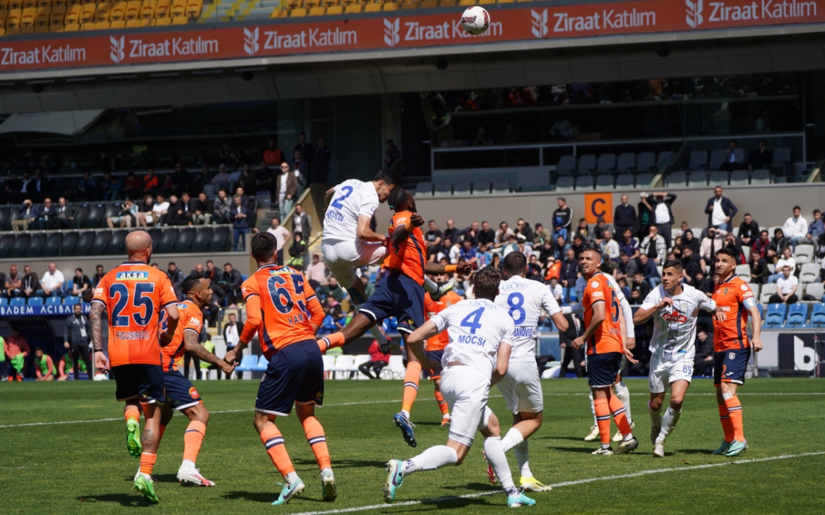 Başakşehir FK - Çaykur Rizespor maçı