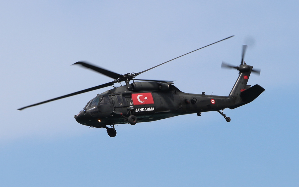 Çelik Kanatlar Rize'de gösteri yaptı