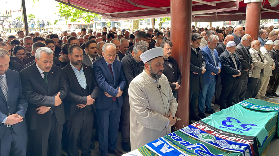 Esila Tüfekçi gözyaşları içerisinde son yolculuğuna uğurlandı