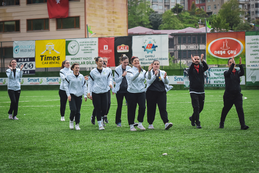Çayelispor 30 yıl sonra TFF 3. Lig'e yükseldi