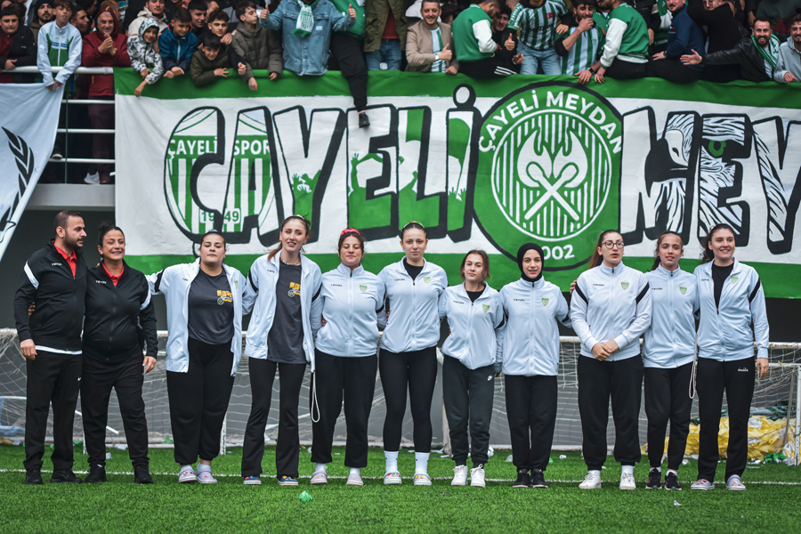 Çayelispor 30 yıl sonra TFF 3. Lig'e yükseldi