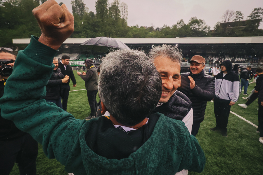 Çayelispor 30 yıl sonra TFF 3. Lig'e yükseldi