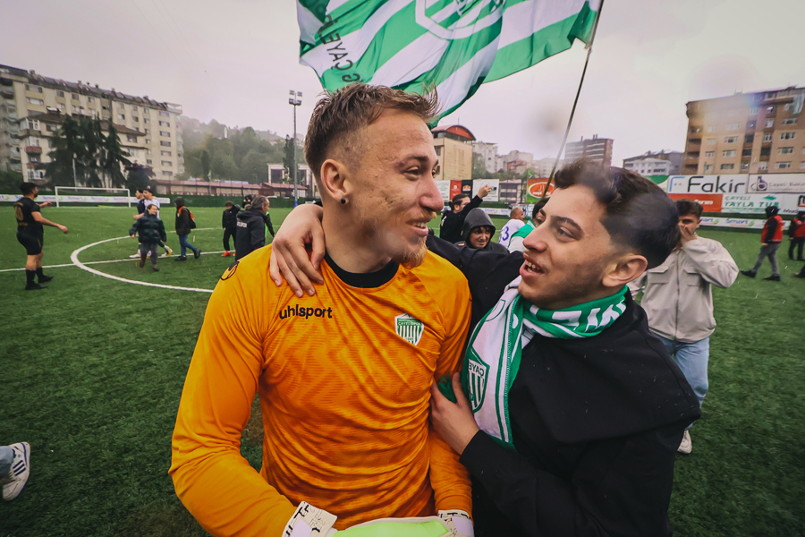 Çayelispor 30 yıl sonra TFF 3. Lig'e yükseldi