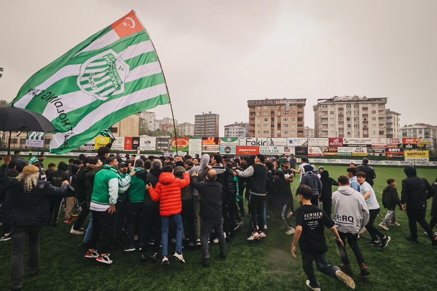 Çayelispor 30 yıl sonra TFF 3. Lig'e yükseldi