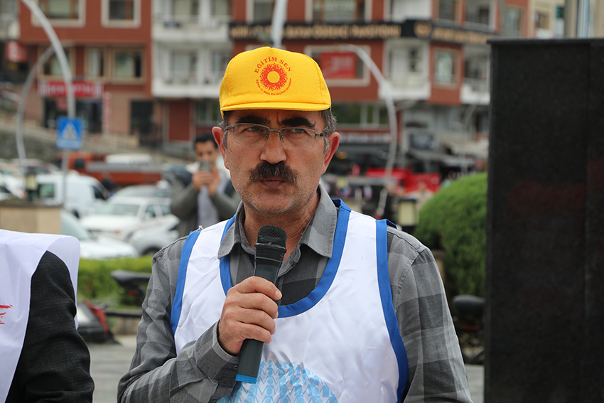 Rize'de eğitimciler şiddete karşı birleşti