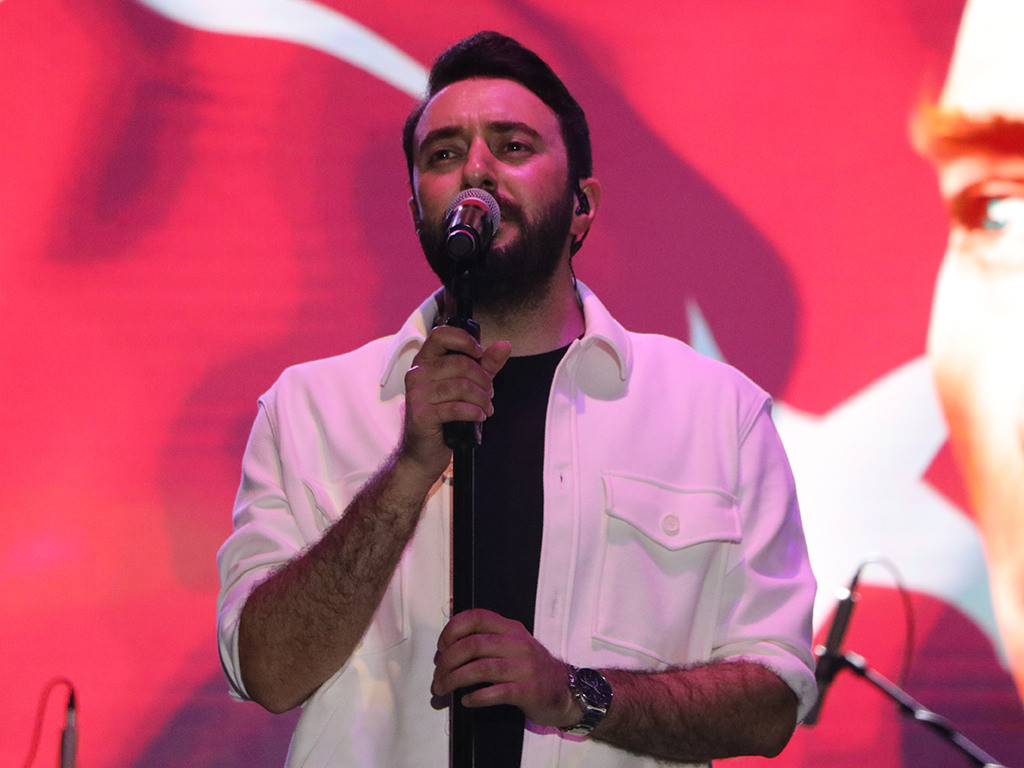 RTEÜ'de bahar şenliğine yoğun ilgi