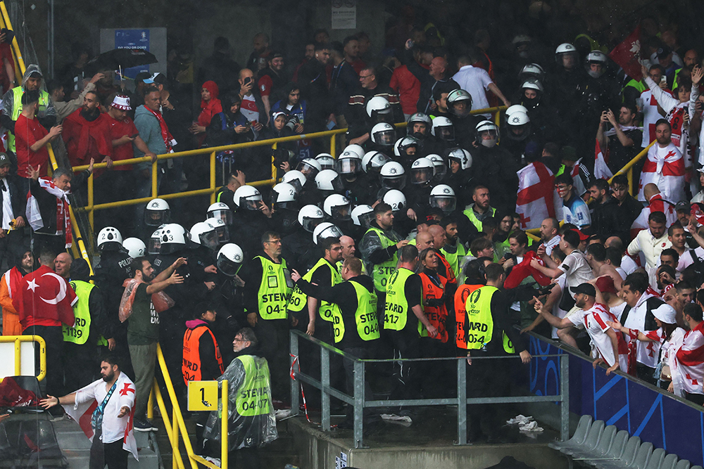 Milliler, gruplara ilk kez 3 puanla başladı