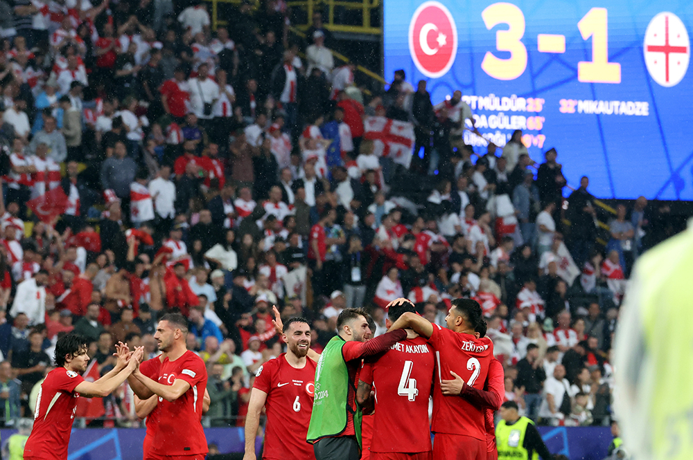 Milliler, gruplara ilk kez 3 puanla başladı
