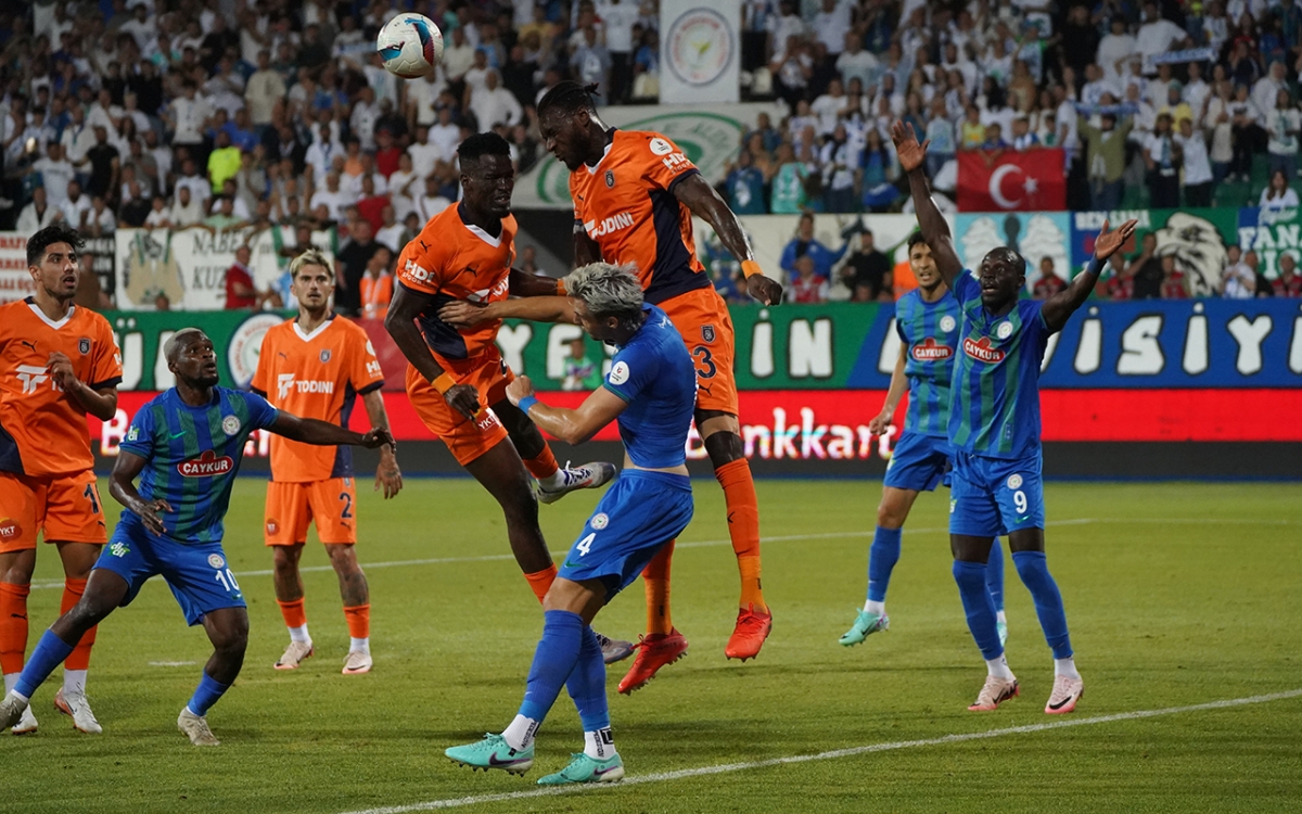 Çaykur Rizespor - Başakşehir maçı