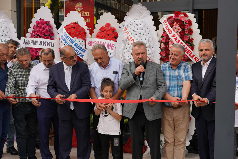 Le Monde Du Takos Rize şubesi açıldı