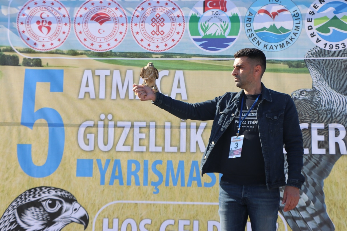 Rize'de Atmacalar güzellikte yarıştı