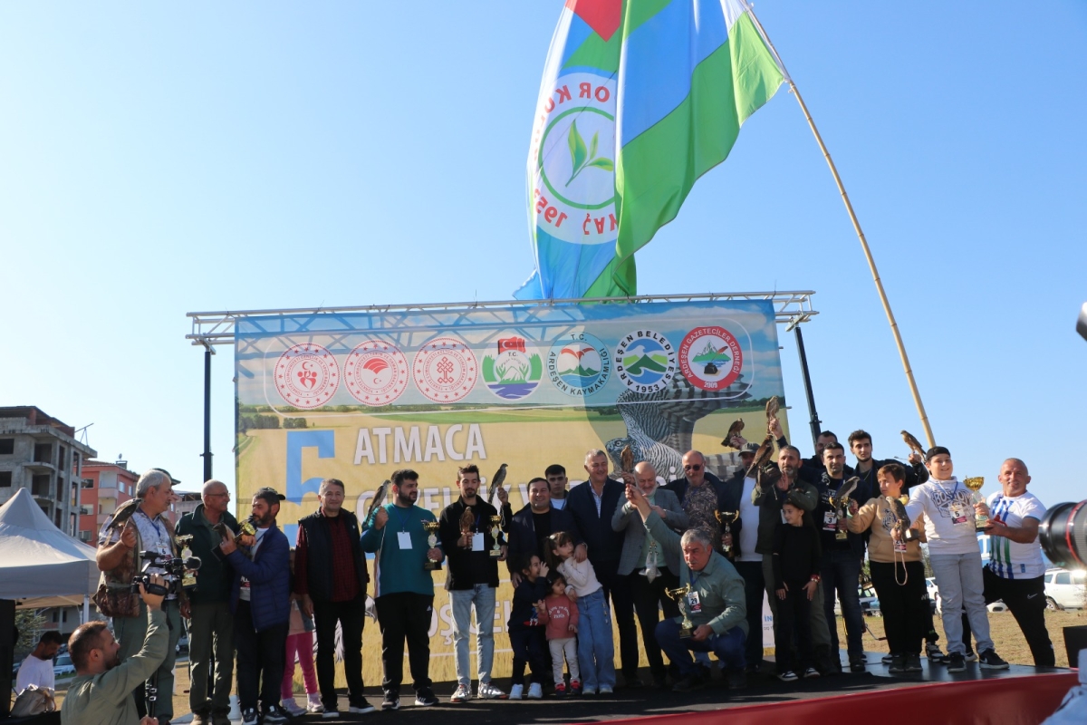 Rize'de Atmacalar güzellikte yarıştı