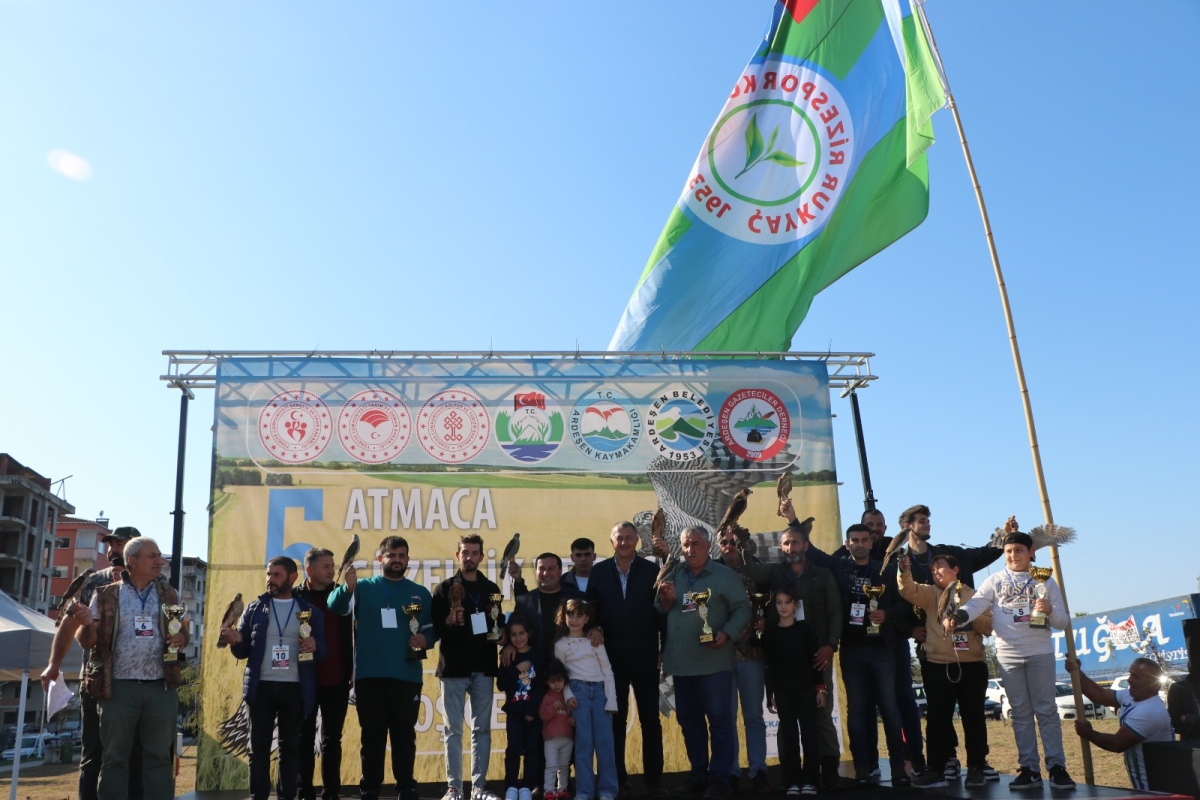Rize'de Atmacalar güzellikte yarıştı