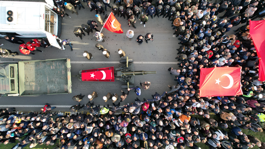 Rize şehidini uğurladı