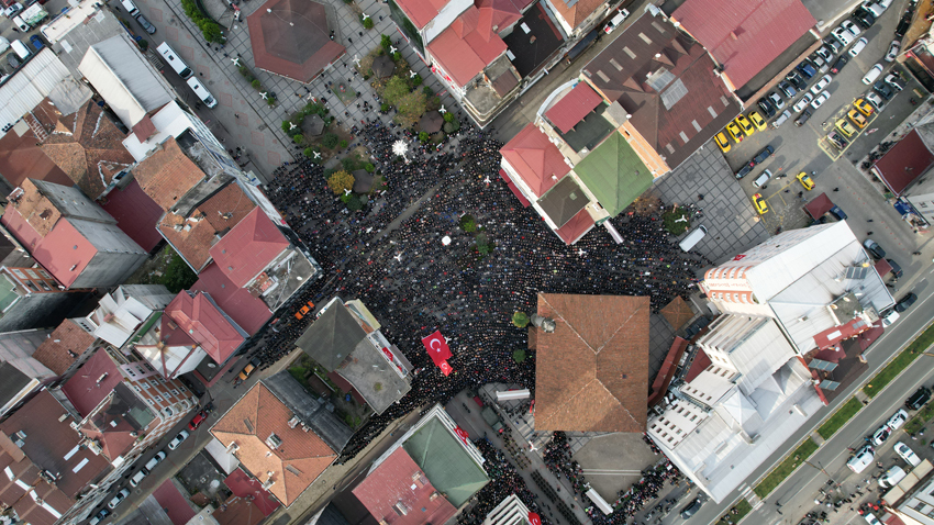 Rize şehidini uğurladı