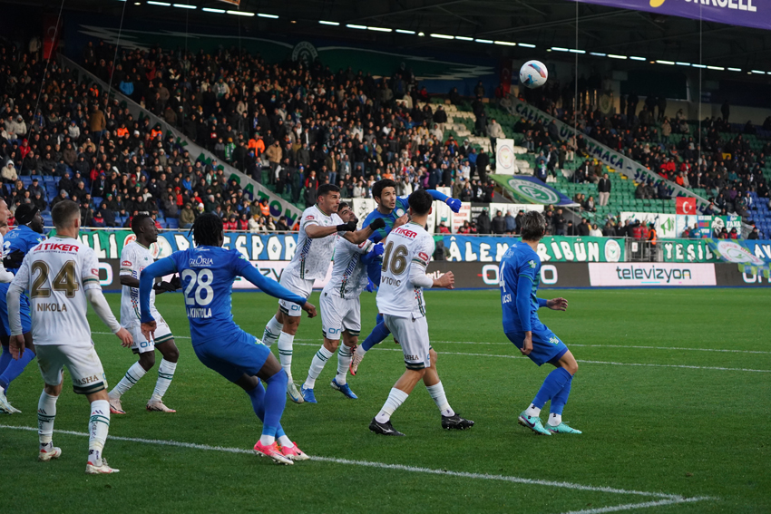 Rizespor Konyaspor maçı fotoğrafları