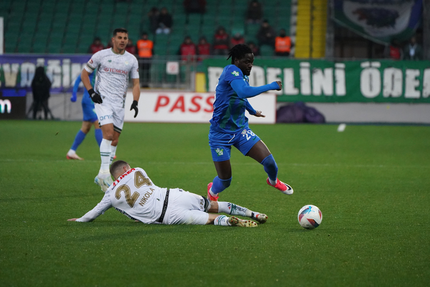 Rizespor Konyaspor maçı fotoğrafları