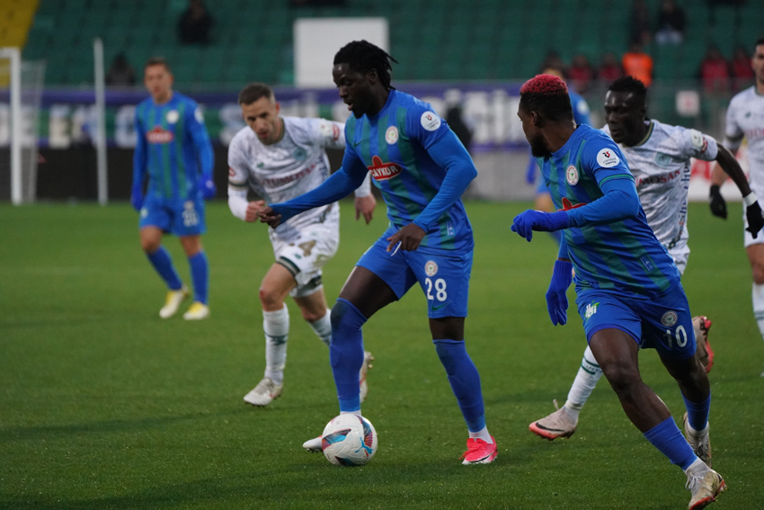 Rizespor Konyaspor maçı fotoğrafları