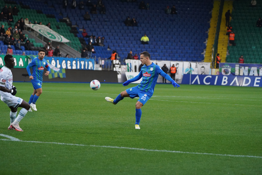Rizespor Konyaspor maçı fotoğrafları