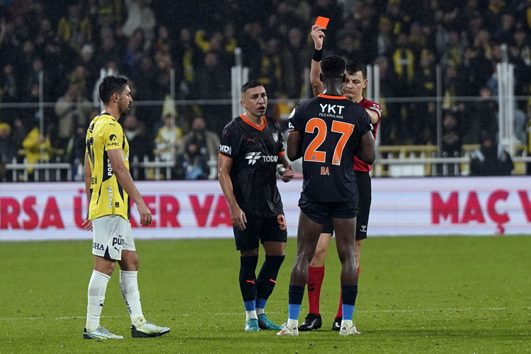 Fenerbahçe - Başakşehir maçı fotoğrafları