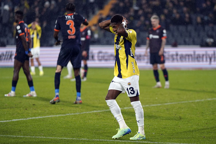 Fenerbahçe - Başakşehir maçı fotoğrafları