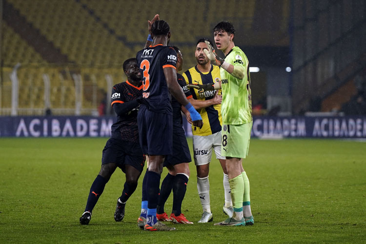 Fenerbahçe - Başakşehir maçı fotoğrafları