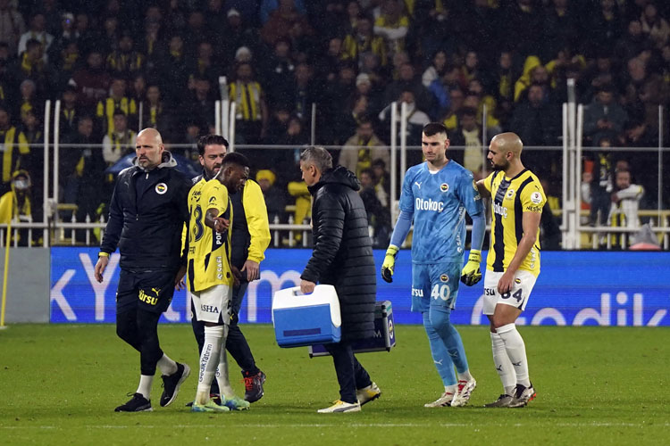 Fenerbahçe - Başakşehir maçı fotoğrafları
