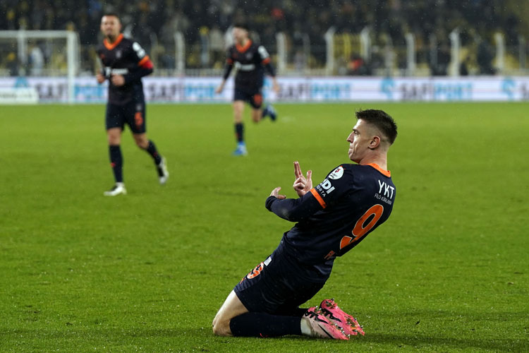 Fenerbahçe - Başakşehir maçı fotoğrafları