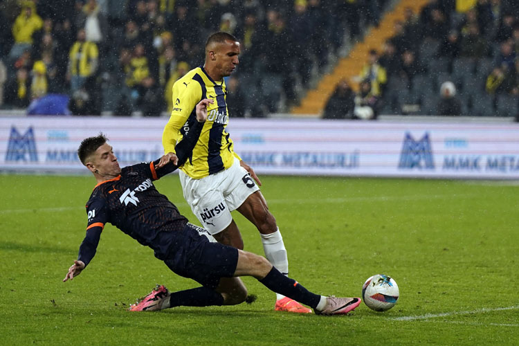 Fenerbahçe - Başakşehir maçı fotoğrafları