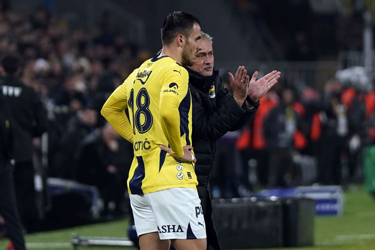 Fenerbahçe - Başakşehir maçı fotoğrafları