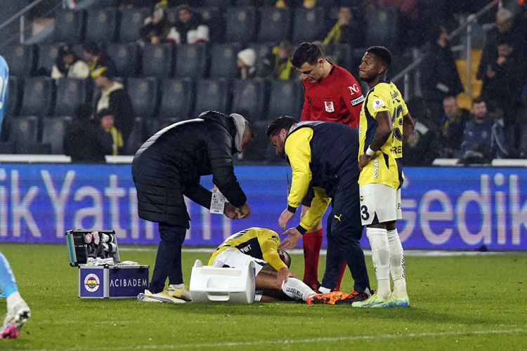 Fenerbahçe - Başakşehir maçı fotoğrafları