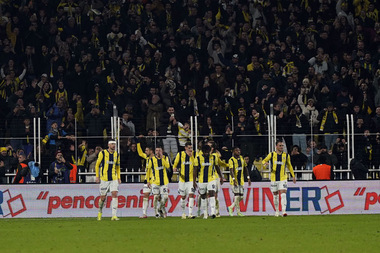 Fenerbahçe - Başakşehir maçı fotoğrafları